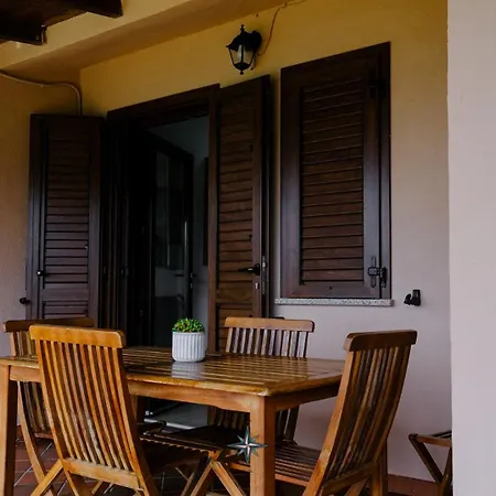 Giulia Seafront Ferienhaus *